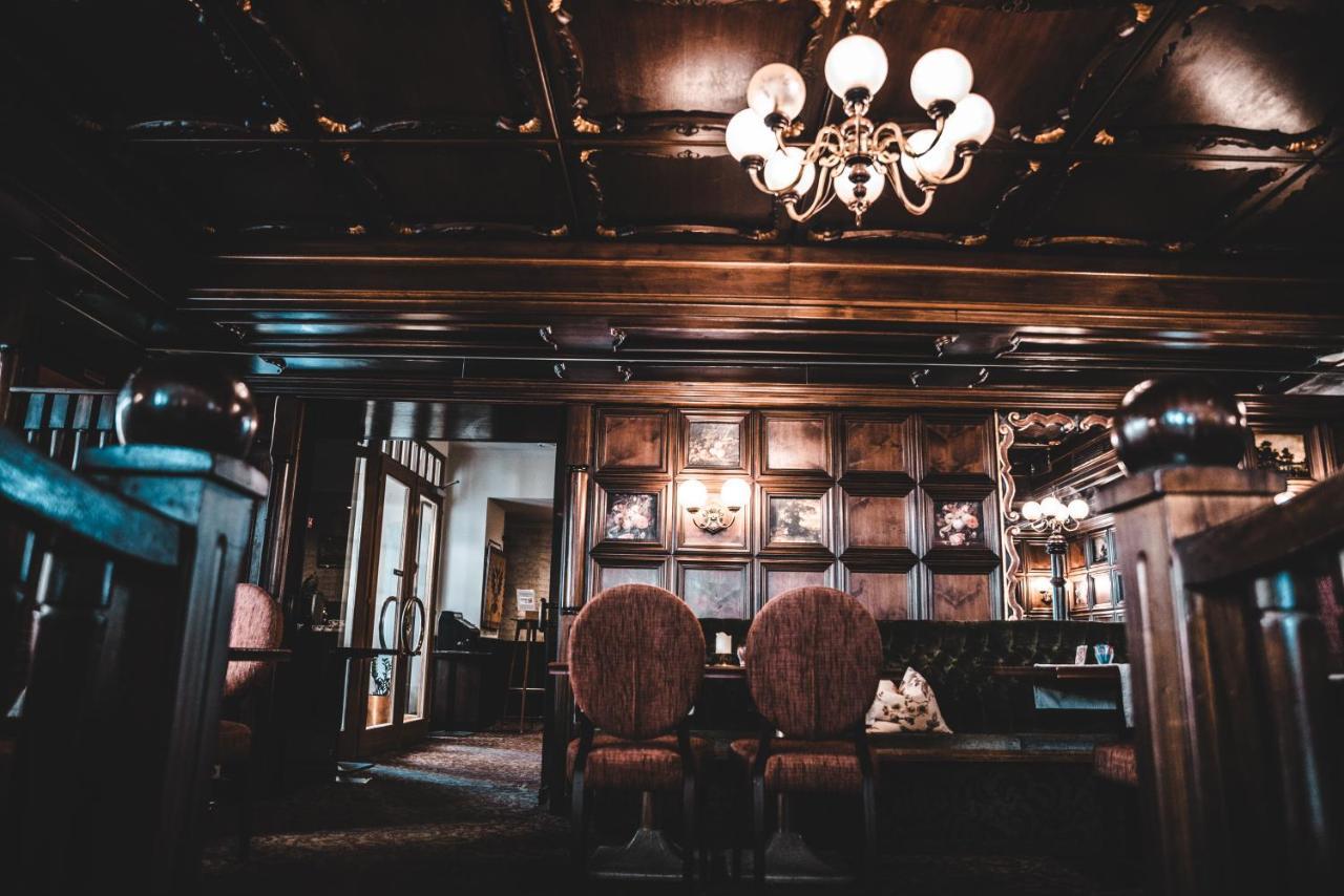 Cella Central Historic Boutique Hotel Zell am See Luaran gambar