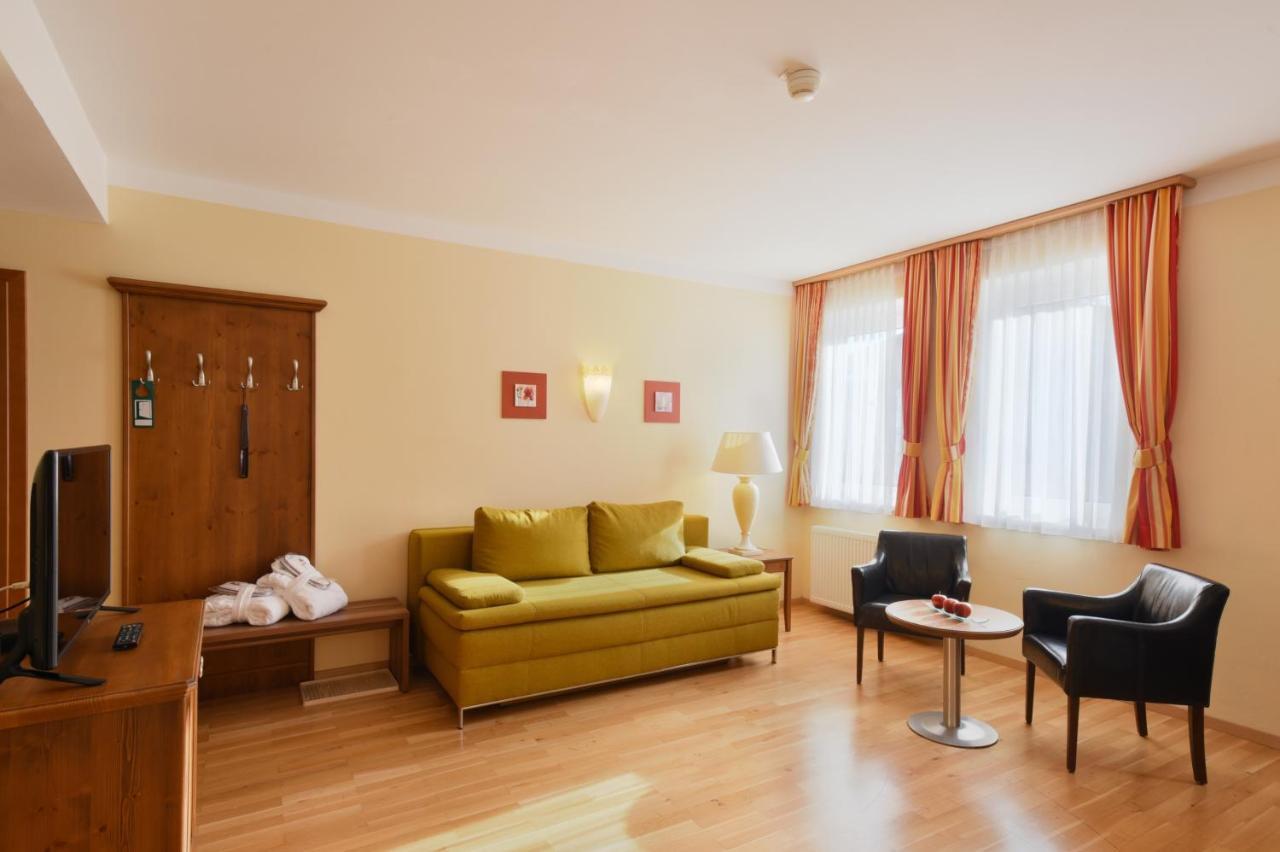 Cella Central Historic Boutique Hotel Zell am See Bilik gambar