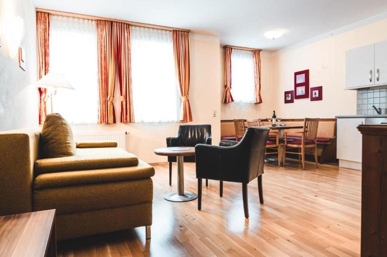 Cella Central Historic Boutique Hotel Zell am See Luaran gambar