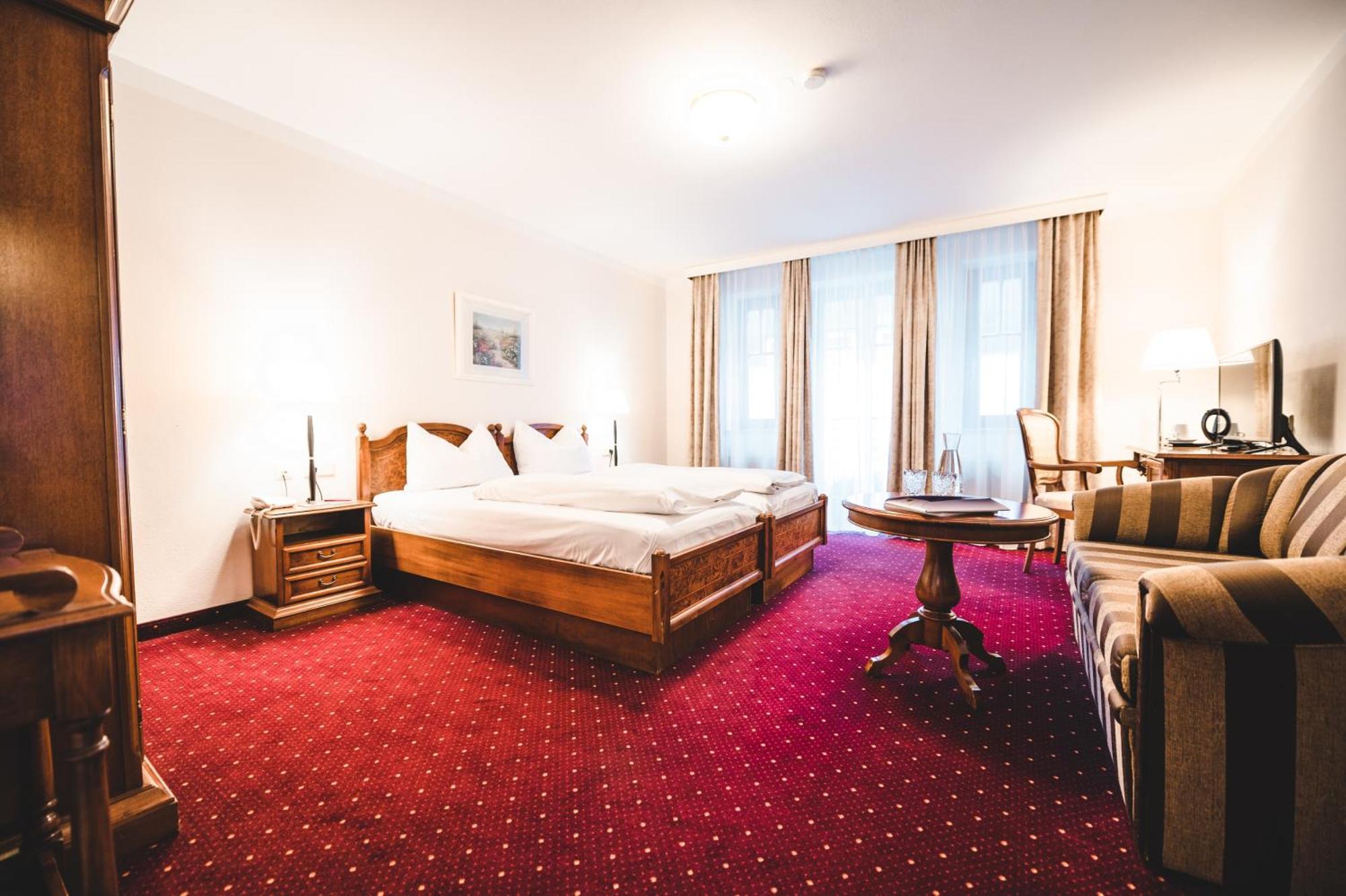 Cella Central Historic Boutique Hotel Zell am See Luaran gambar