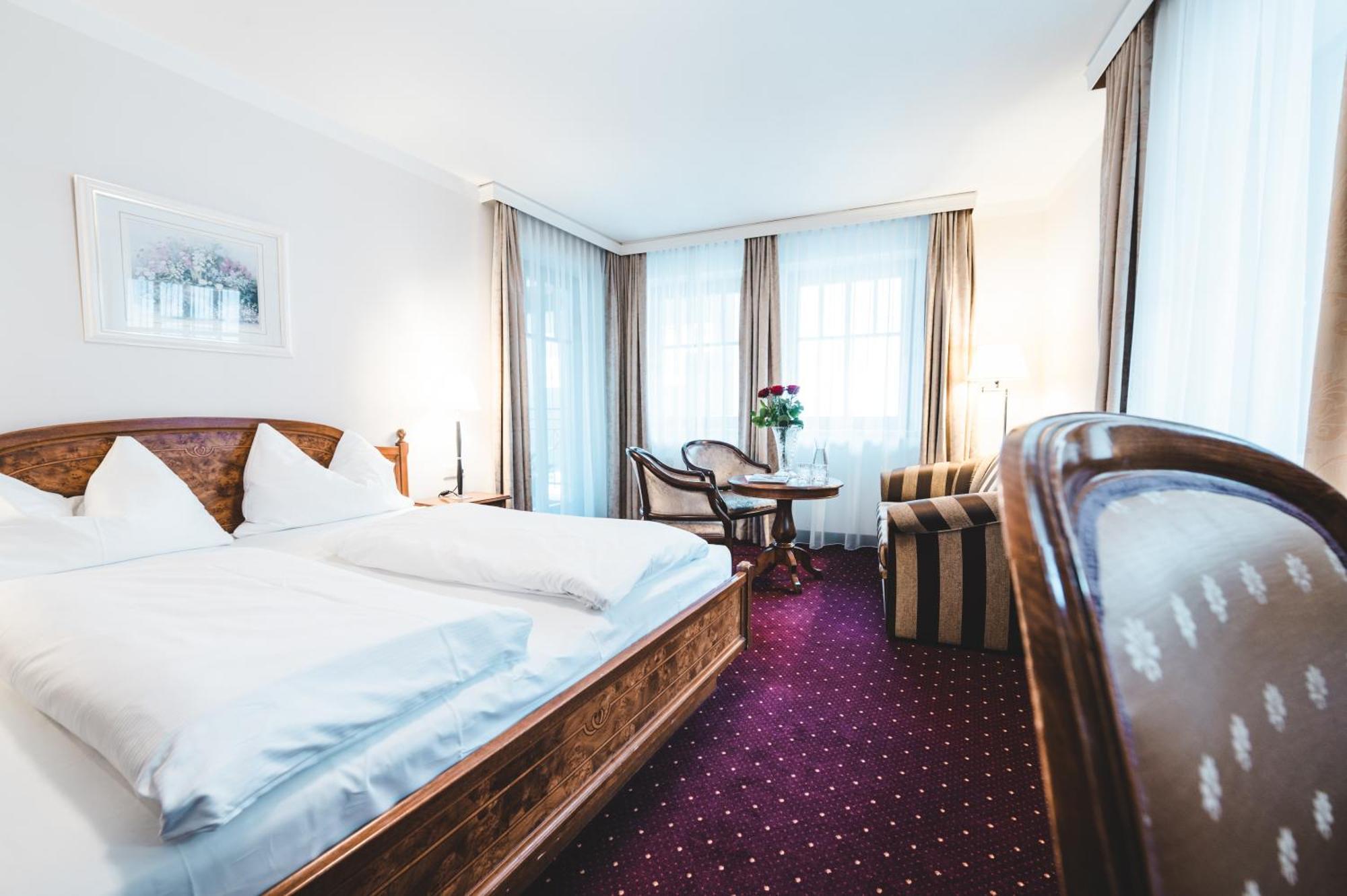 Cella Central Historic Boutique Hotel Zell am See Luaran gambar