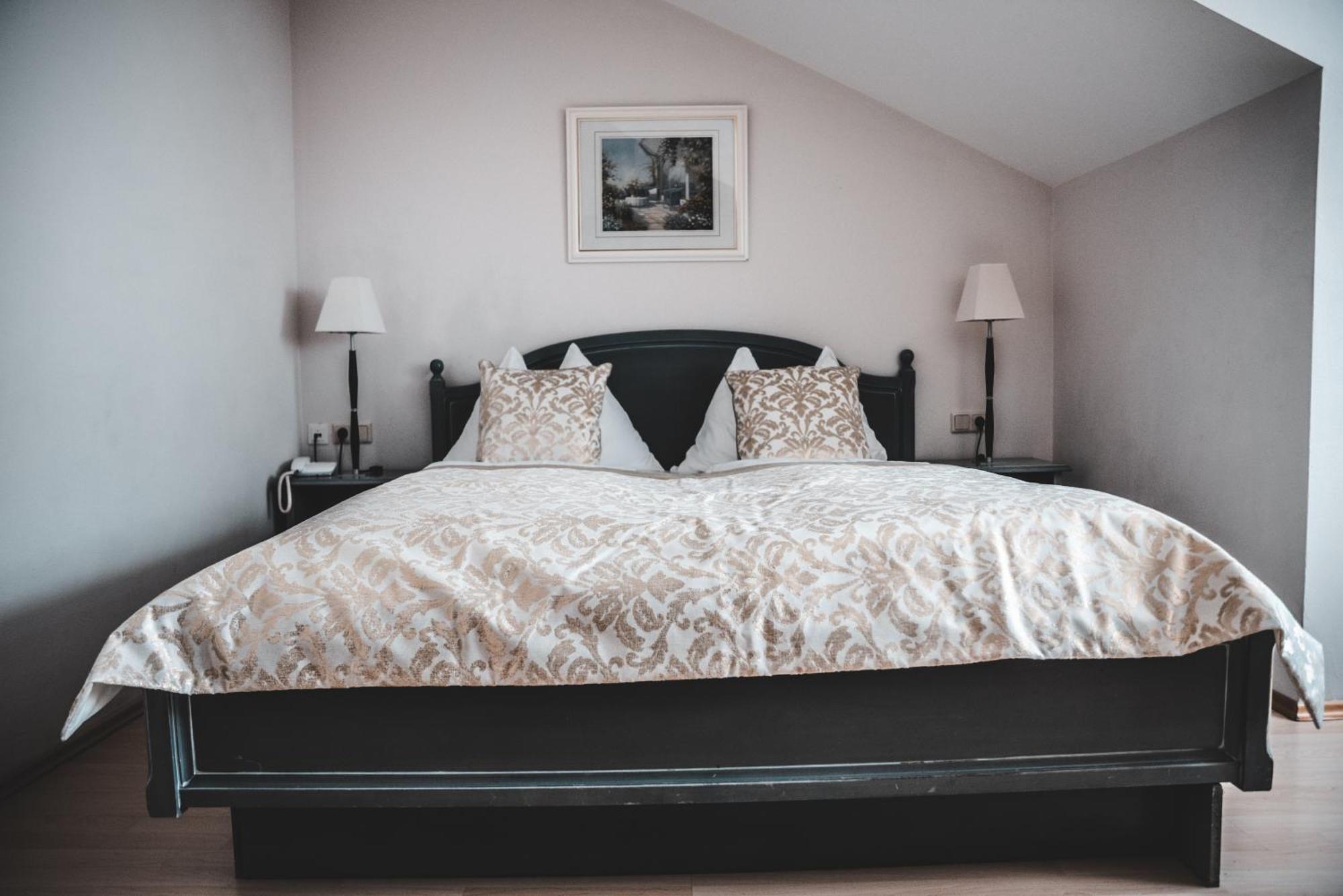 Cella Central Historic Boutique Hotel Zell am See Luaran gambar