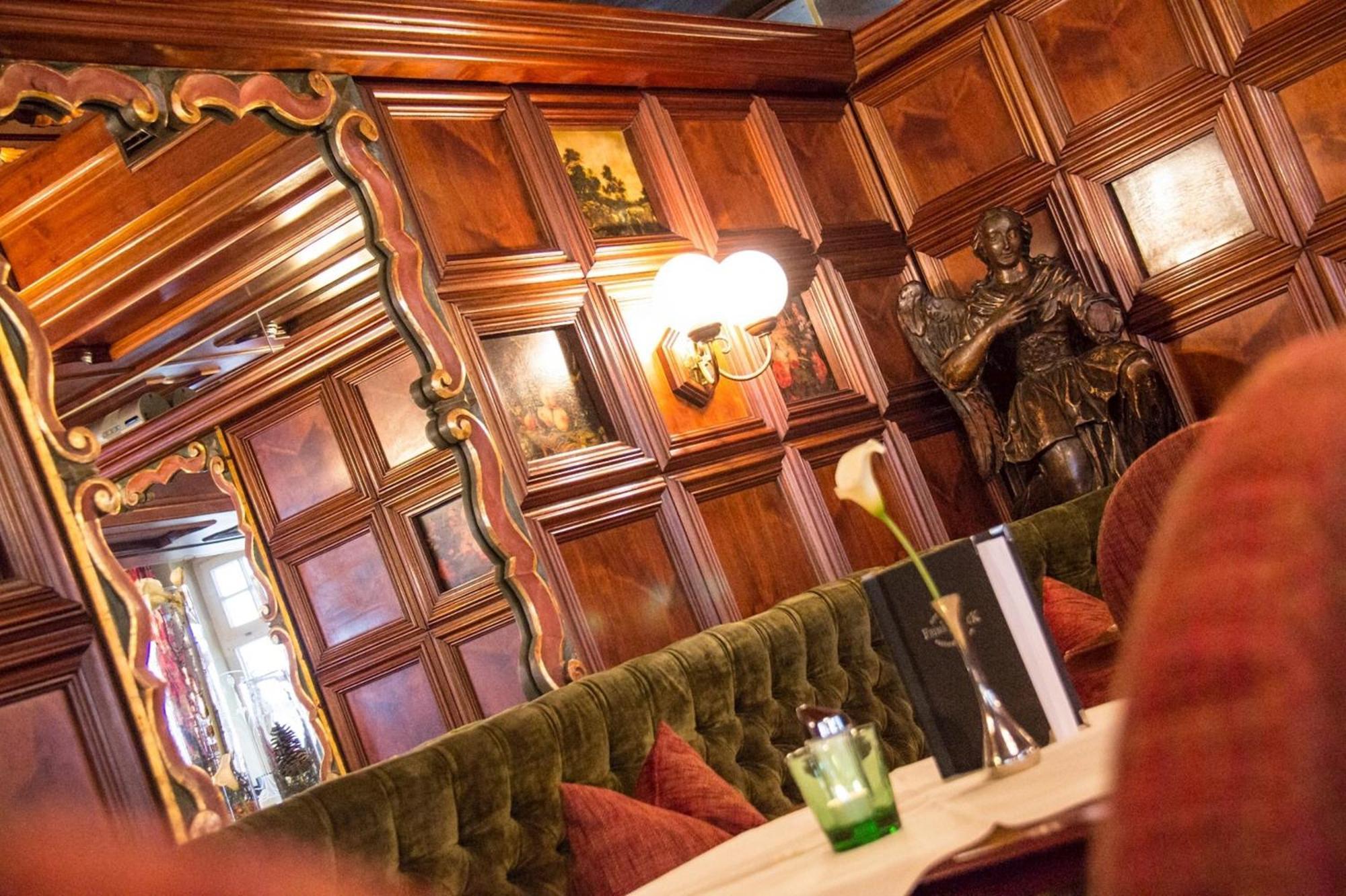 Cella Central Historic Boutique Hotel Zell am See Luaran gambar